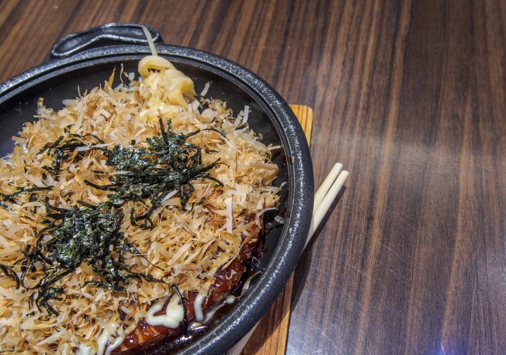japanese pizza (okonomiyaki)