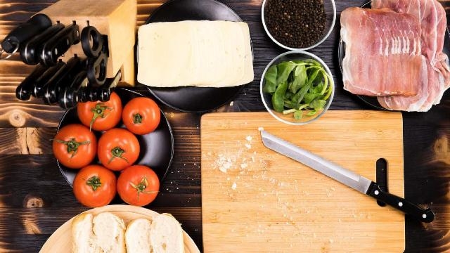 how to take care for a Japanese cutting board