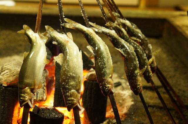 Discover the Joy of Grilled Ayu: An Iconic Gifu Summer Dish